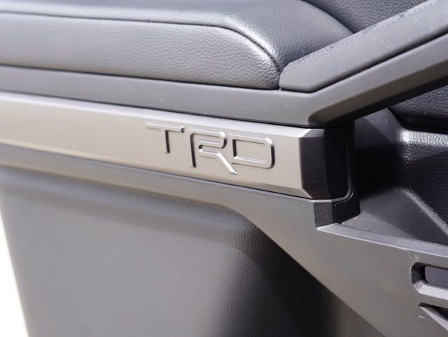 Certified 2025 Toyota Tacoma TRD Off-Road AWD/4WD image 45