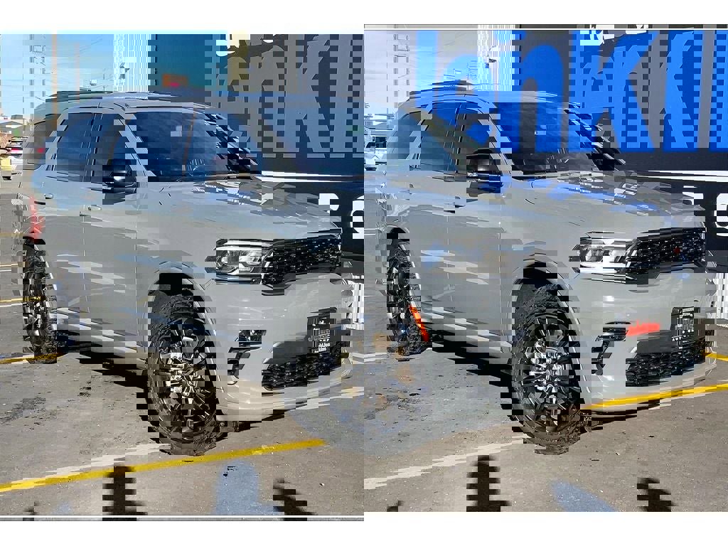 Used 2021 Dodge Durango GT image 2