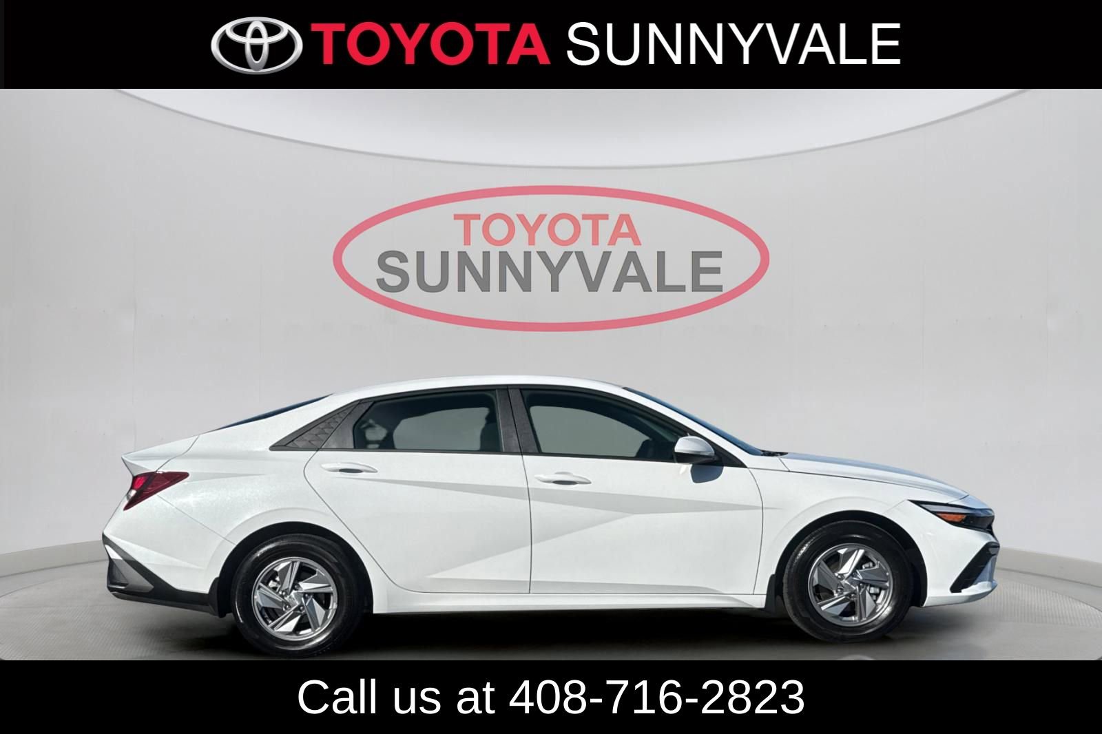 Used 2026 Hyundai Elantra SE image 9