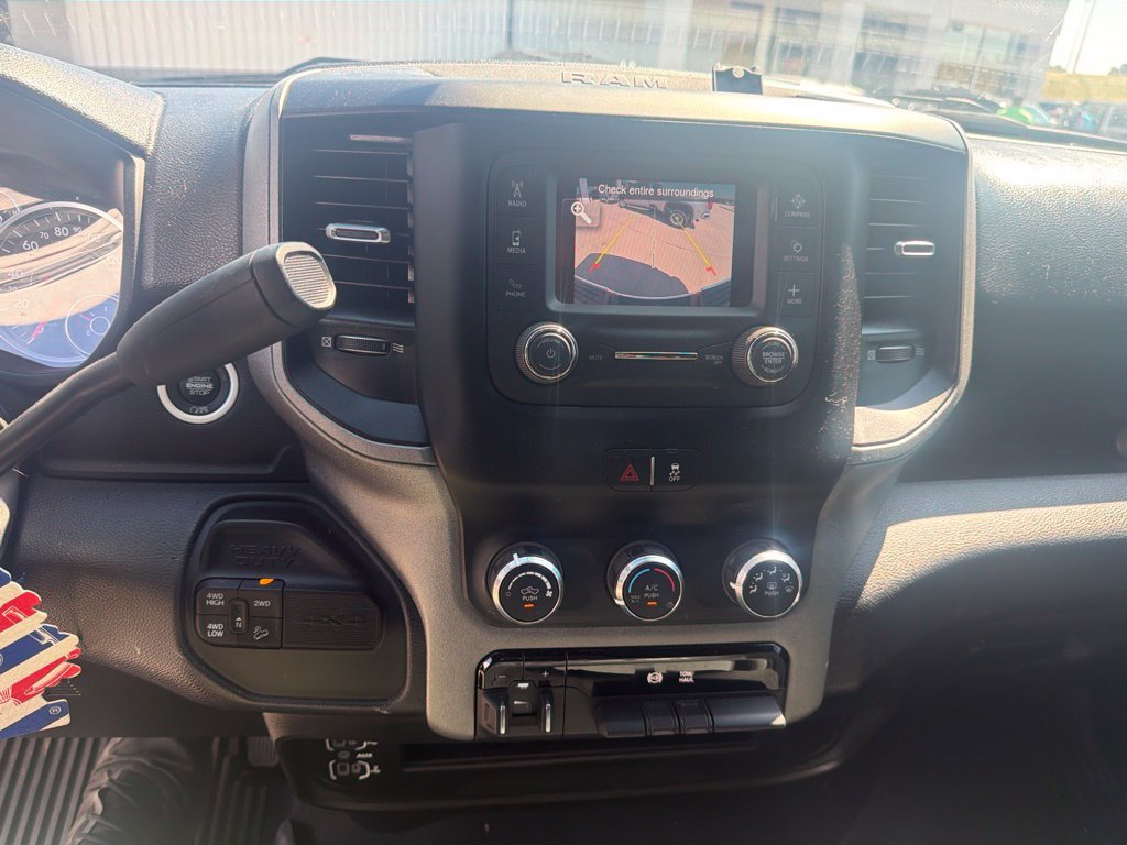 Used 2024 RAM 2500 Tradesman w/ Chrome Appearance Group AWD/4WD image 12