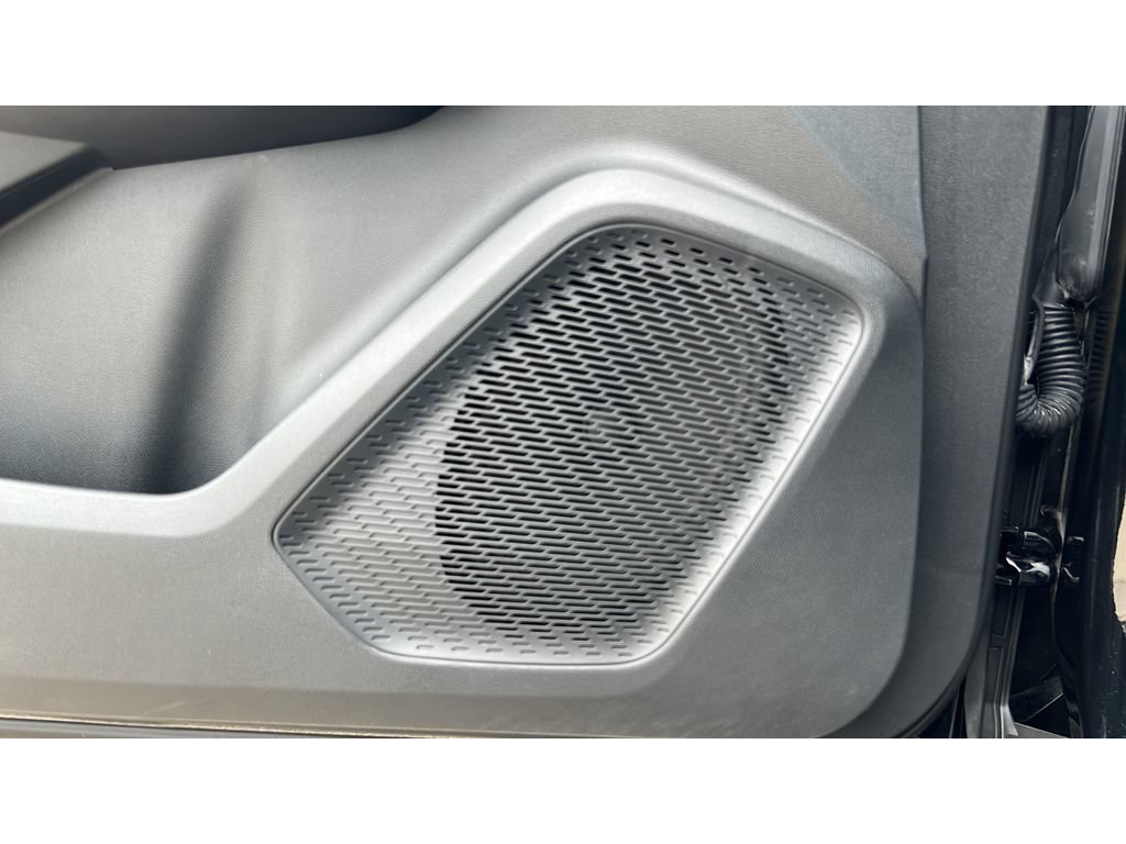 Certified 2025 Chevrolet Equinox EV LT FWD image 27