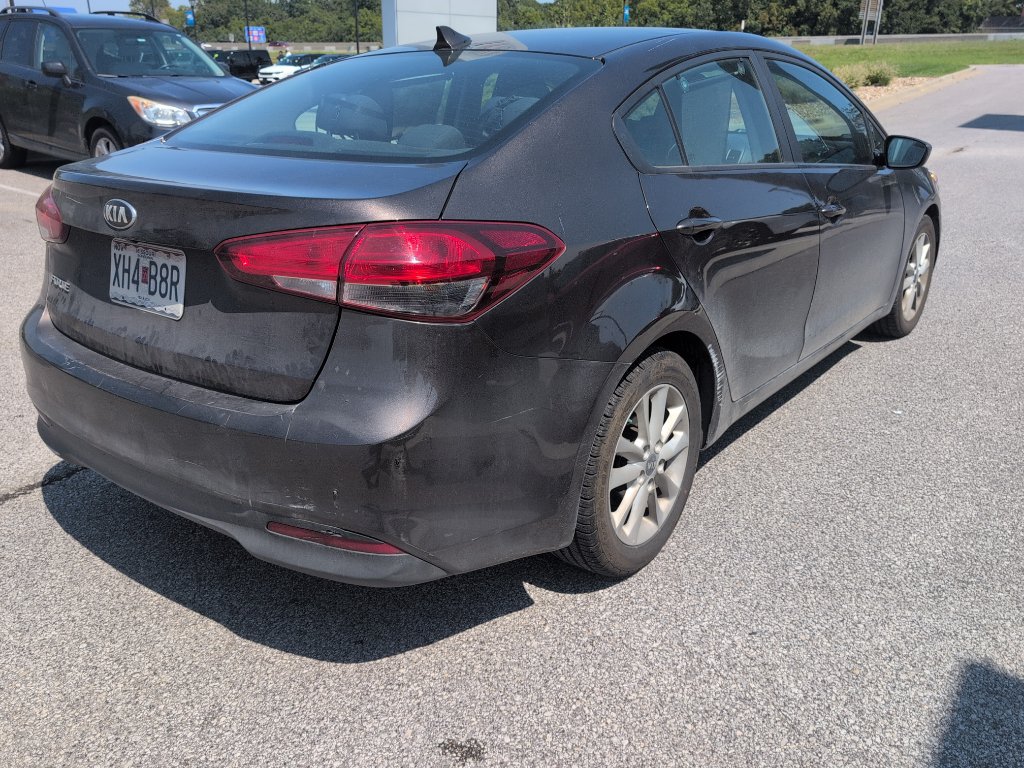 Used 2017 Kia Forte LX w/ LX Popular Package FWD image 8