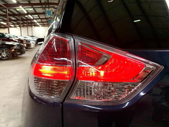 Used 2015 Nissan Rogue SL image 55