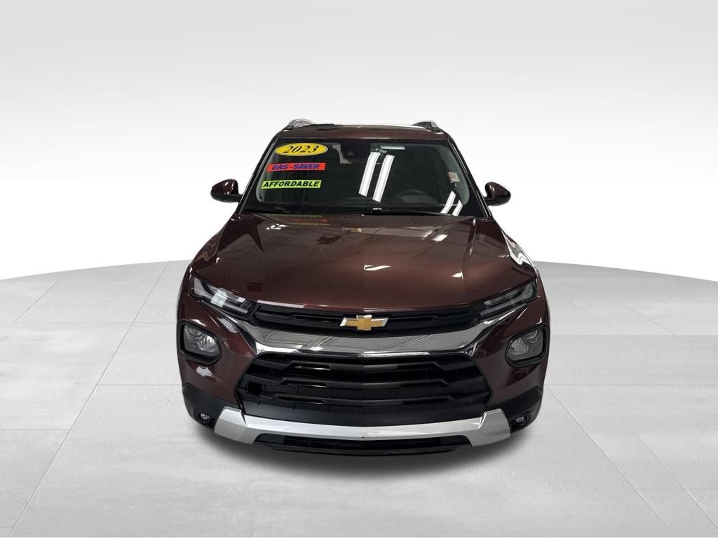 Used 2023 Chevrolet TrailBlazer LT w/ Convenience Package AWD/4WD image 9