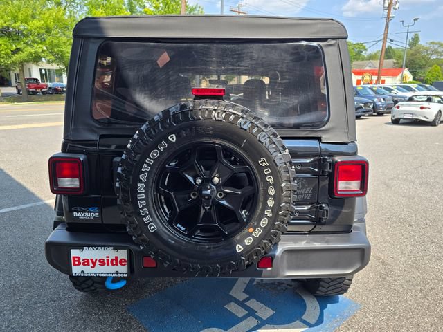 Used 2023 Jeep Wrangler Unlimited w/ Cold Weather Group AWD/4WD image 32