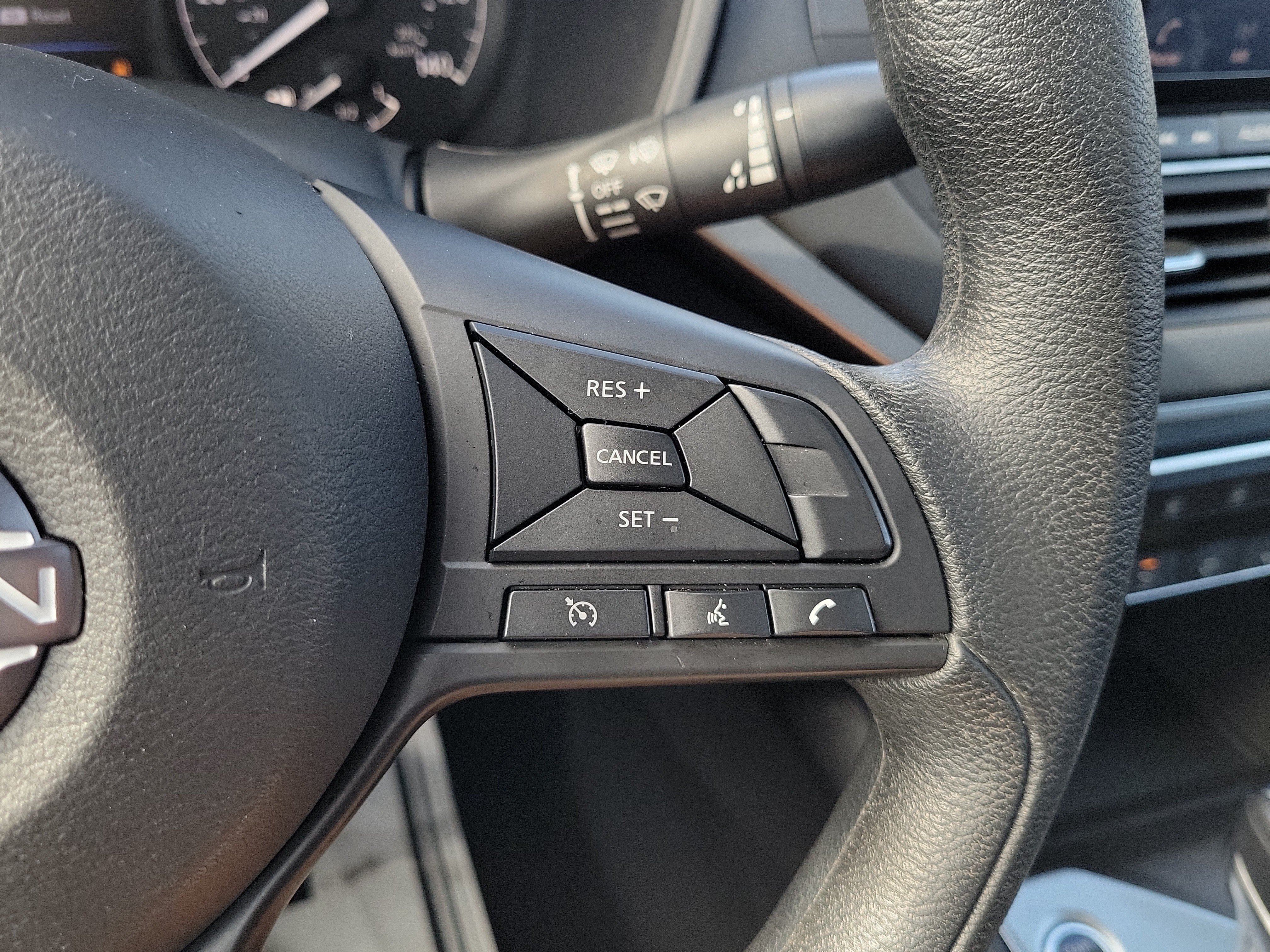 Certified 2025 Nissan Altima 2.5 S FWD image 22