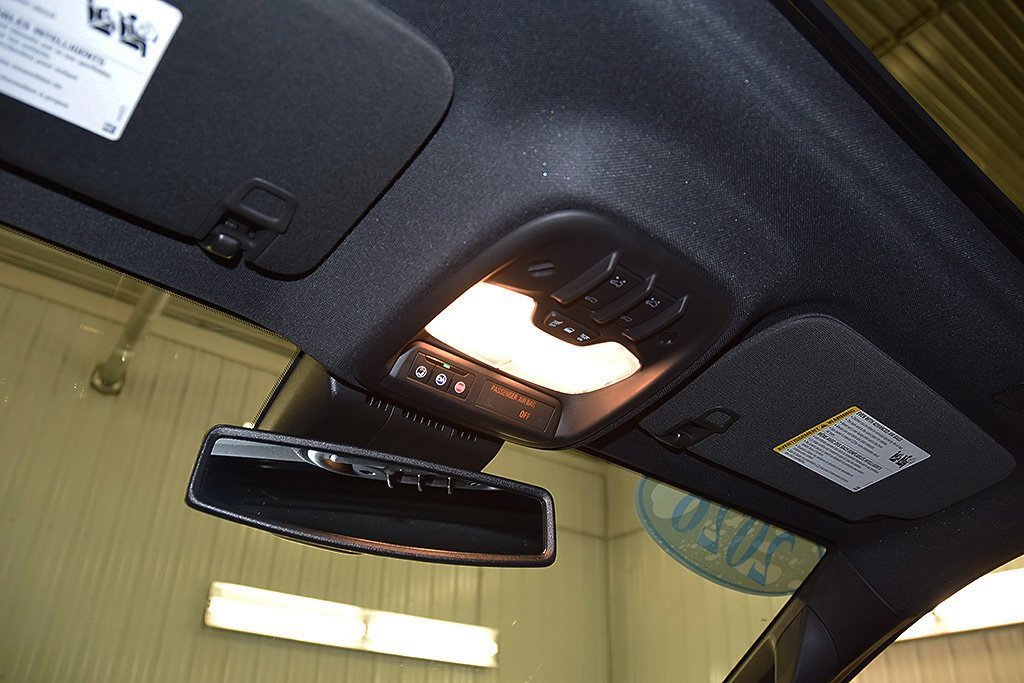 Used 2026 GMC Canyon AT4 w/ Technology Plus Package image 28