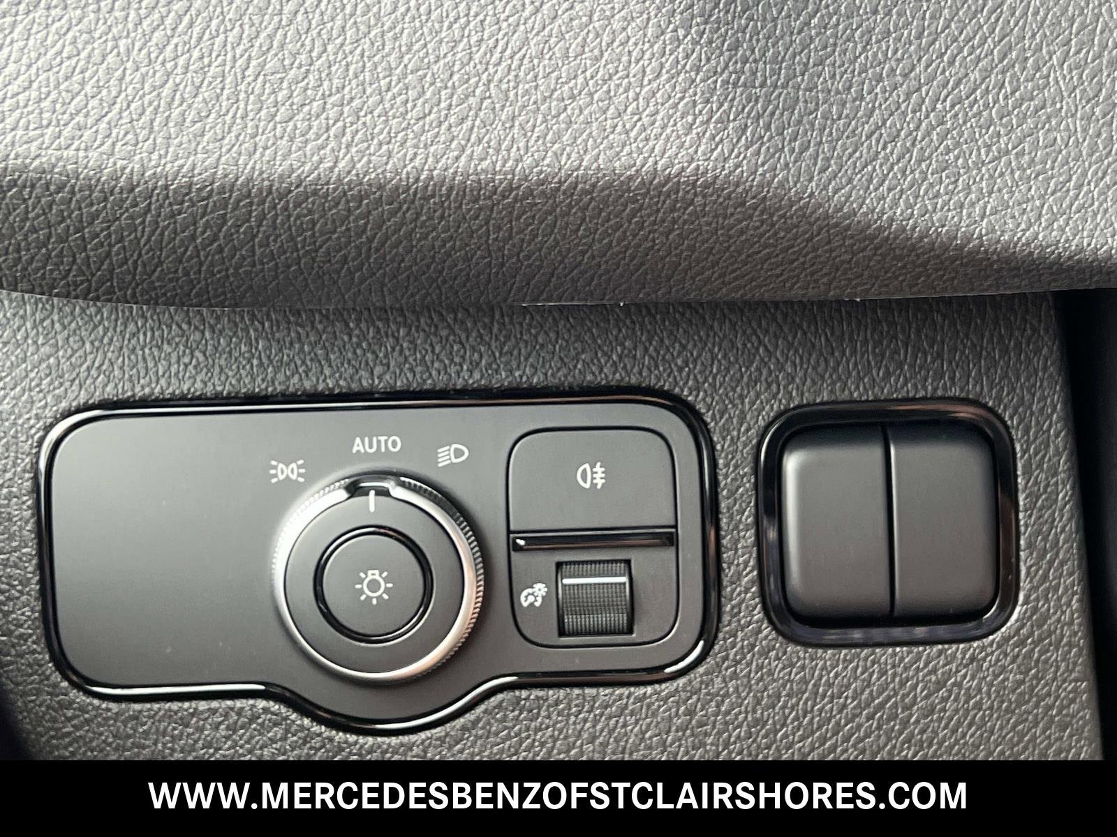 New 2025 Mercedes-Benz Sprinter 2500 image 35