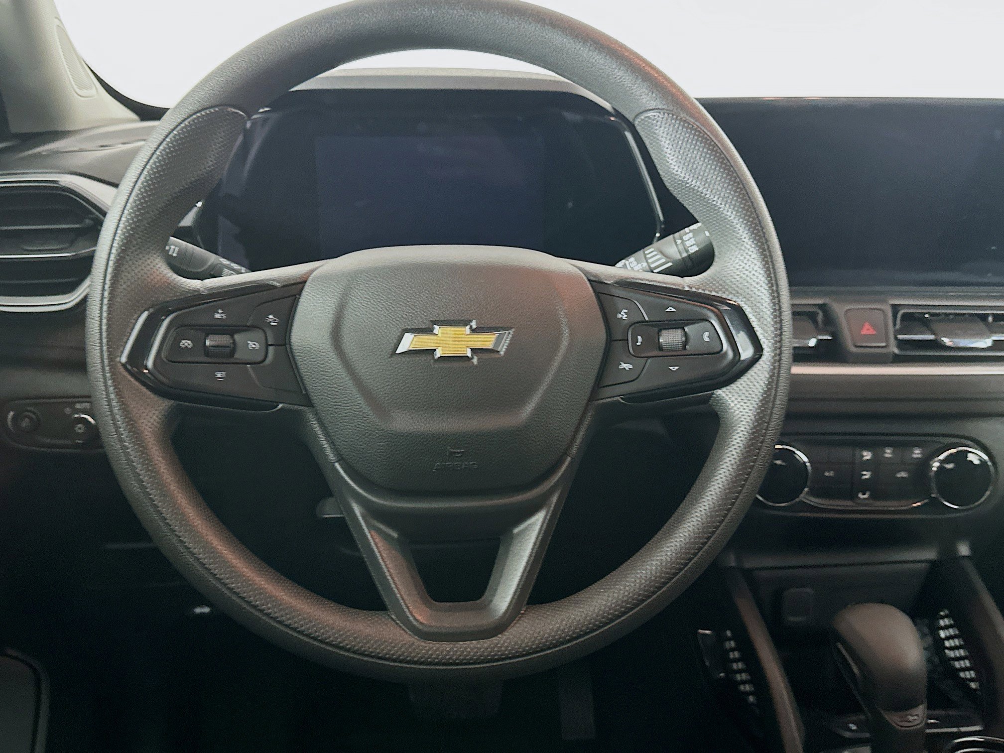 Used 2024 Chevrolet TrailBlazer LS image 17