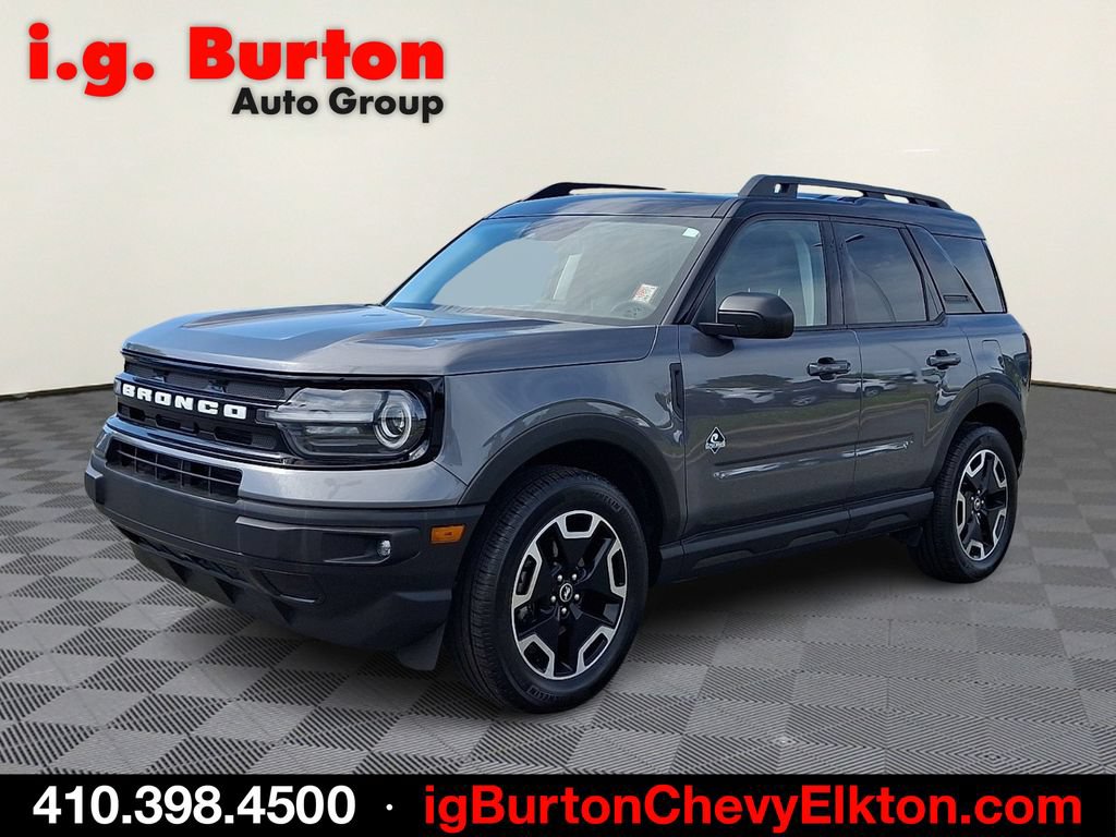 Used 2022 Ford Bronco Sport Outer Banks w/ Tech Package AWD/4WD image 3
