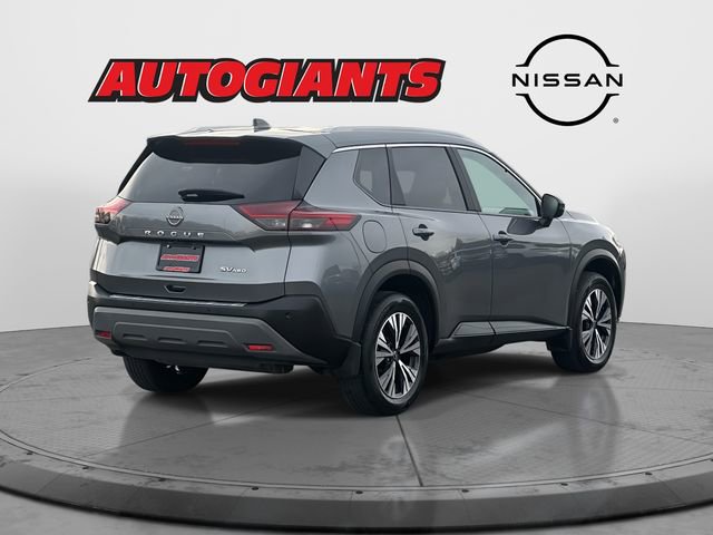 Used 2023 Nissan Rogue SV w/ SV Premium Package image 2