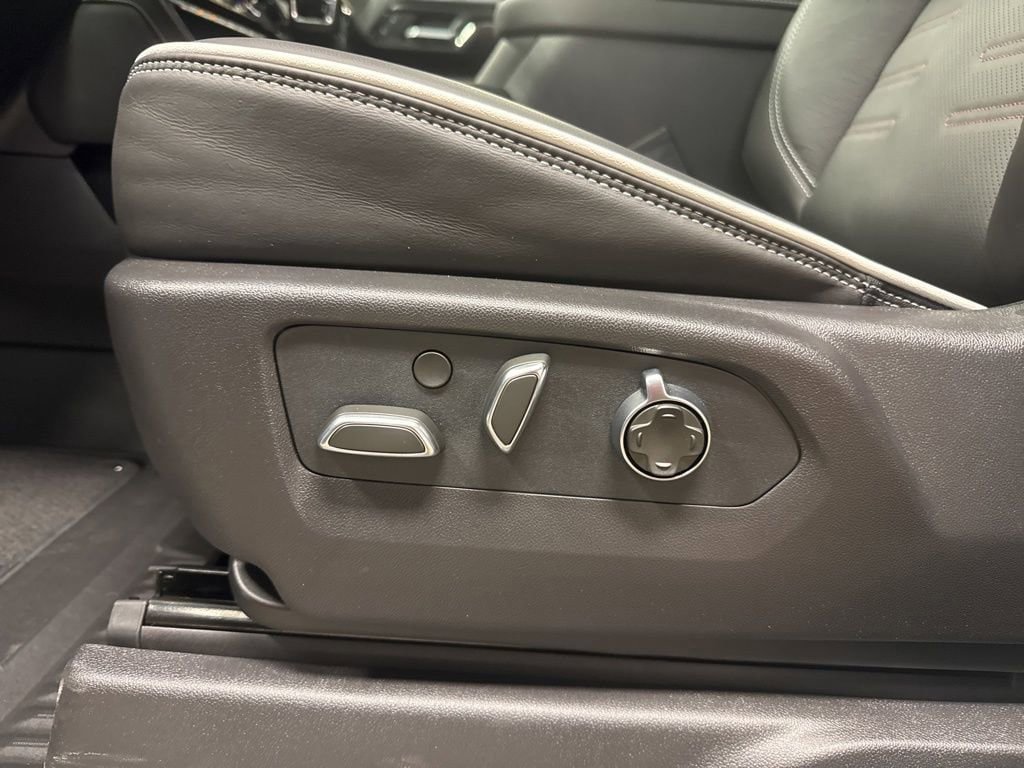 New 2026 GMC Sierra 1500 AT4X AWD/4WD image 24