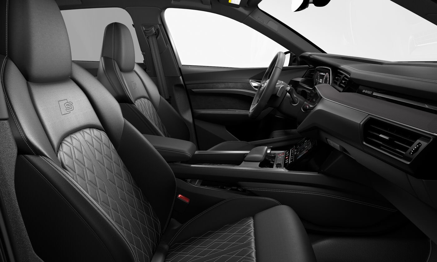 Certified 2023 Audi e-tron S Premium Plus AWD/4WD image 5