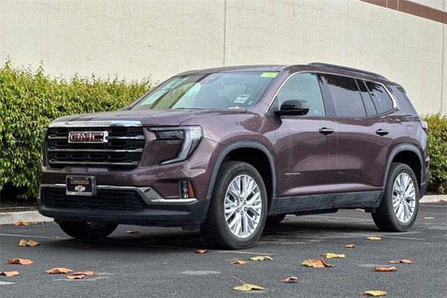 Used 2024 GMC Acadia Elevation image 8