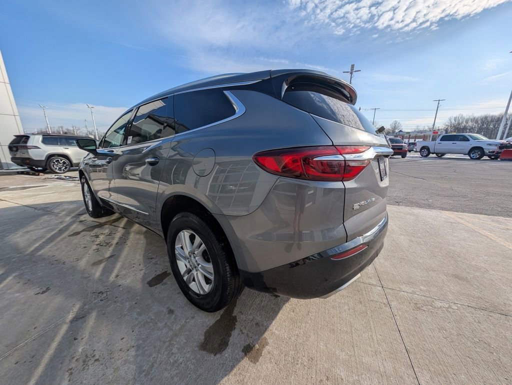Used 2021 Buick Enclave Essence w/ Sound and Sites Package AWD/4WD image 7
