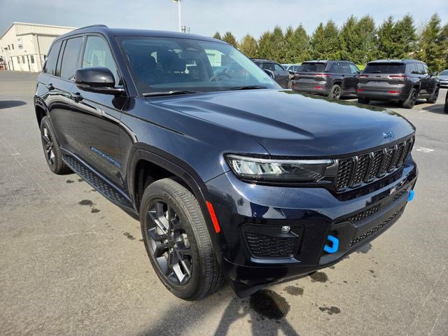 Used 2024 Jeep Grand Cherokee Limited 4xe image 19