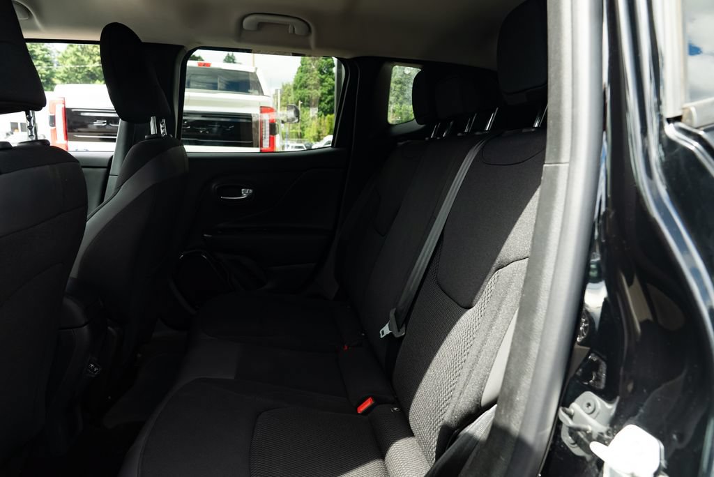 Used 2019 Jeep Renegade Altitude w/ Quick Order Package 2XM FWD image 20
