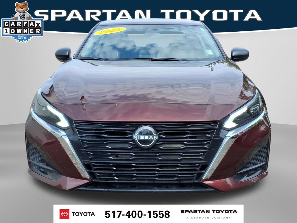 Used 2025 Nissan Altima 2.5 SV AWD/4WD image 3
