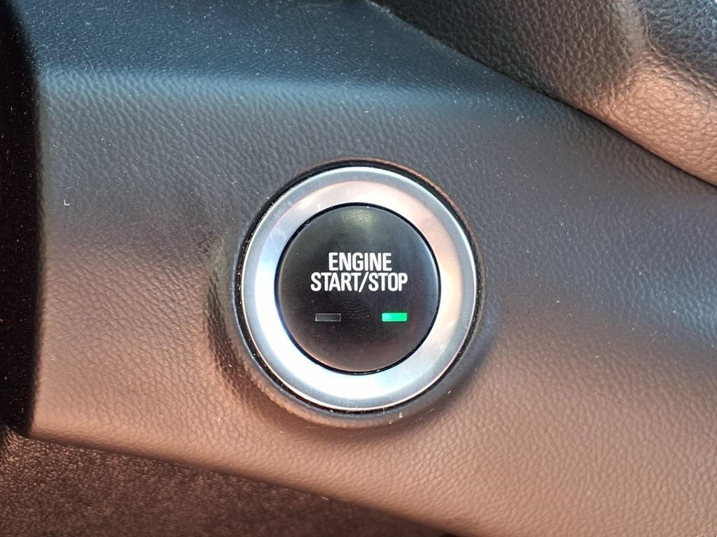 Used 2018 GMC Terrain SLE w/ Driver Convenience Package AWD/4WD image 12