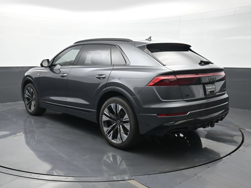 Used 2025 Audi Q8 Premium Plus AWD/4WD image 3