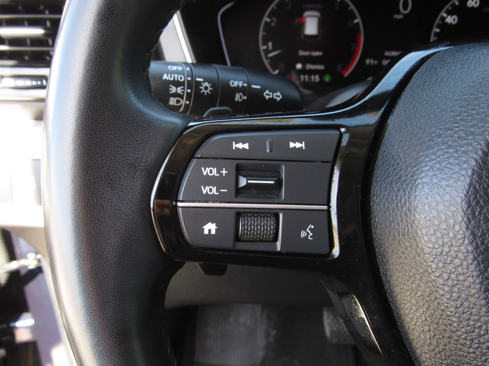 Used 2023 Honda Pilot EX-L image 26