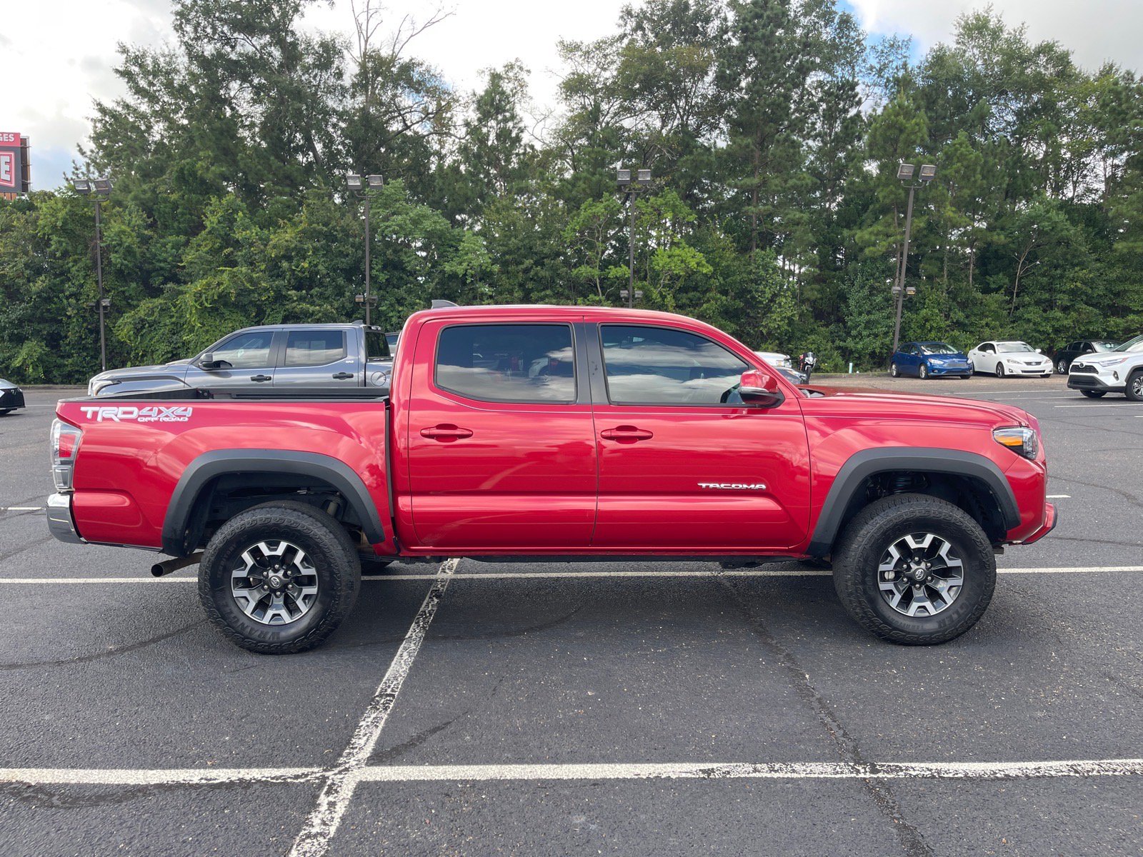 Used 2023 Toyota Tacoma TRD Off-Road AWD/4WD image 21