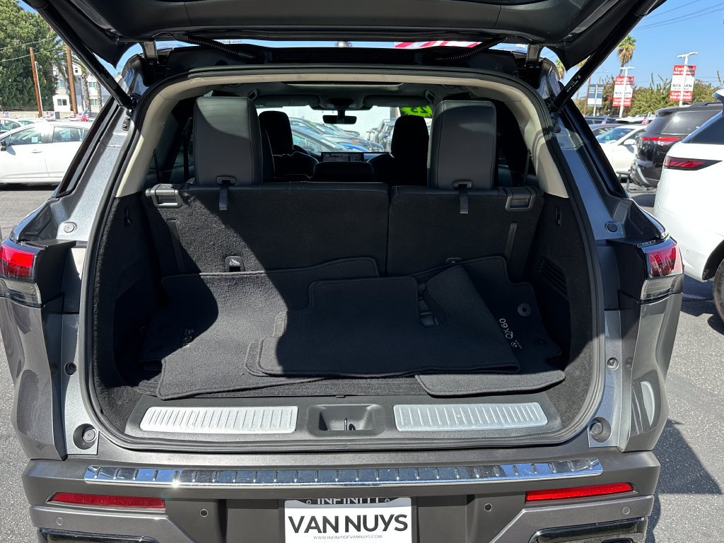 Used 2023 INFINITI QX60 Luxe w/ Performance Audio Package AWD/4WD image 19