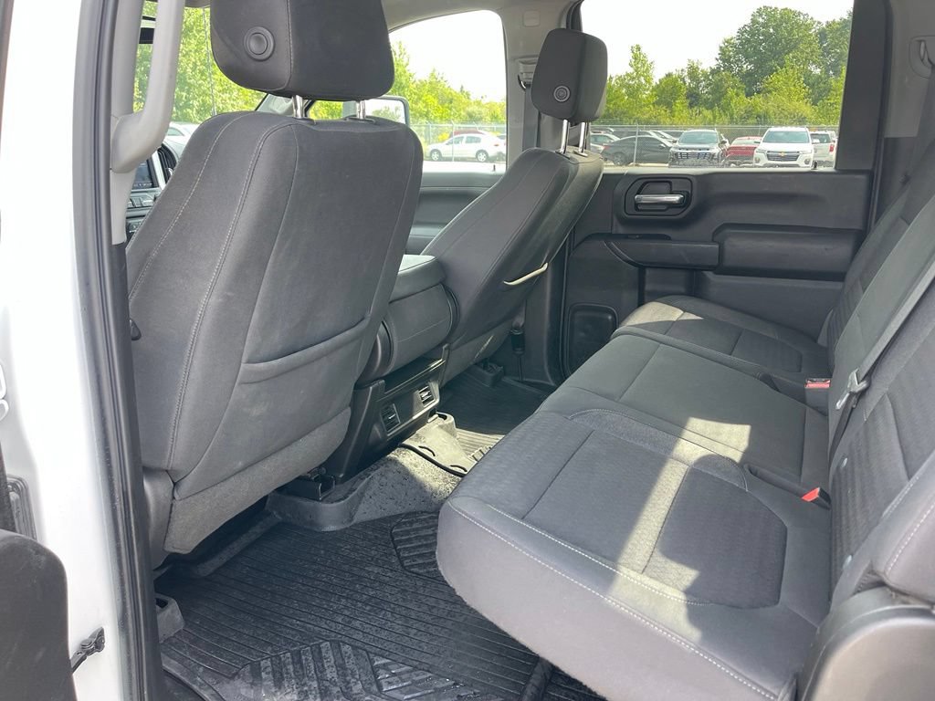 Used 2023 Chevrolet Silverado 2500 LT AWD/4WD image 15