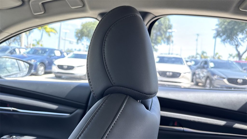 New 2025 MAZDA MAZDA3 s image 17