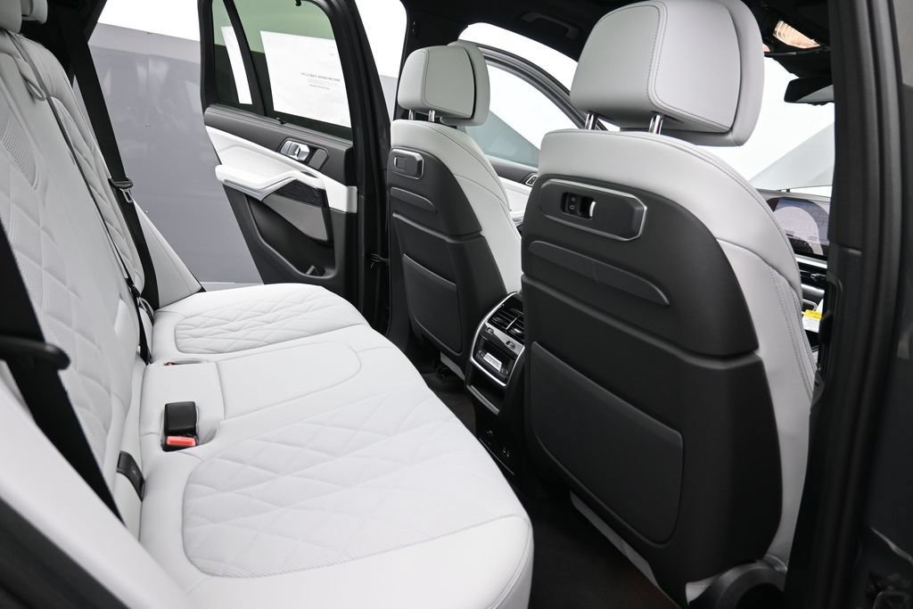 New 2026 BMW X5 M60i AWD/4WD image 20