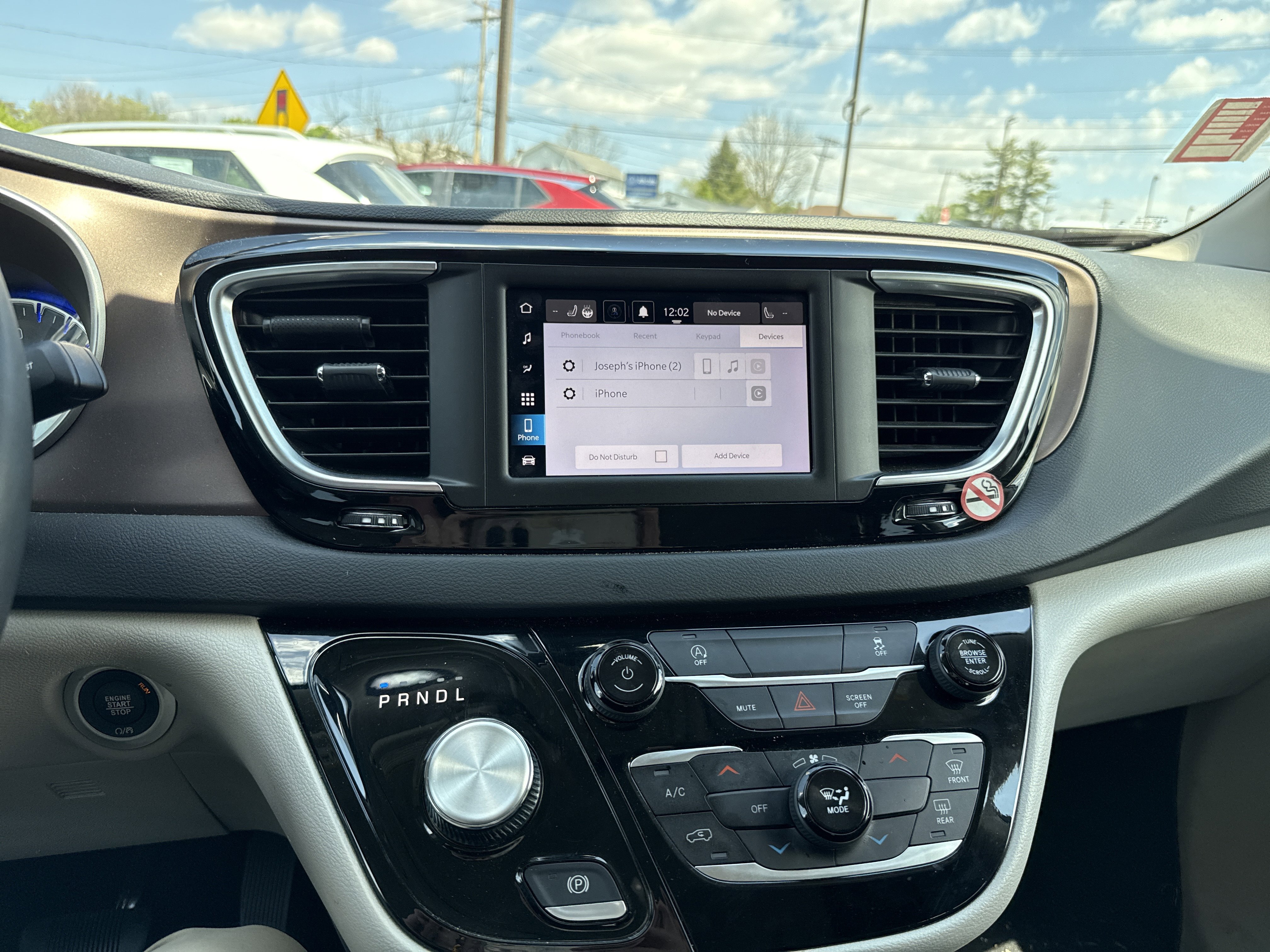Used 2023 Chrysler Voyager LX FWD image 19