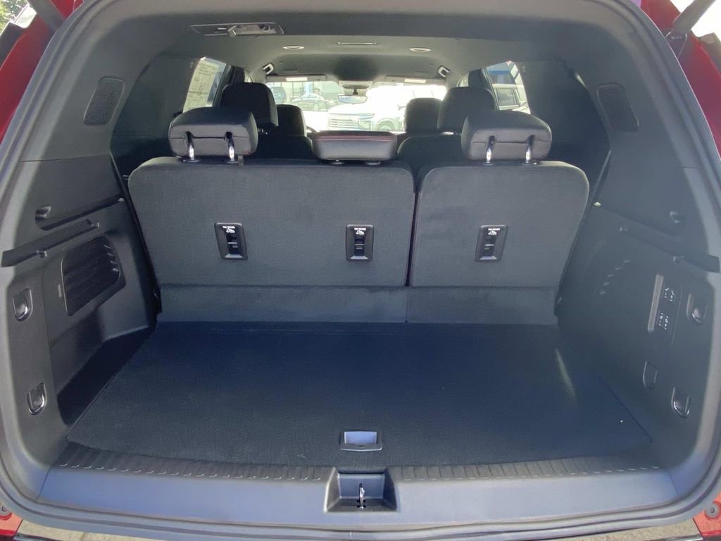 New 2026 Chevrolet Traverse RS image 11
