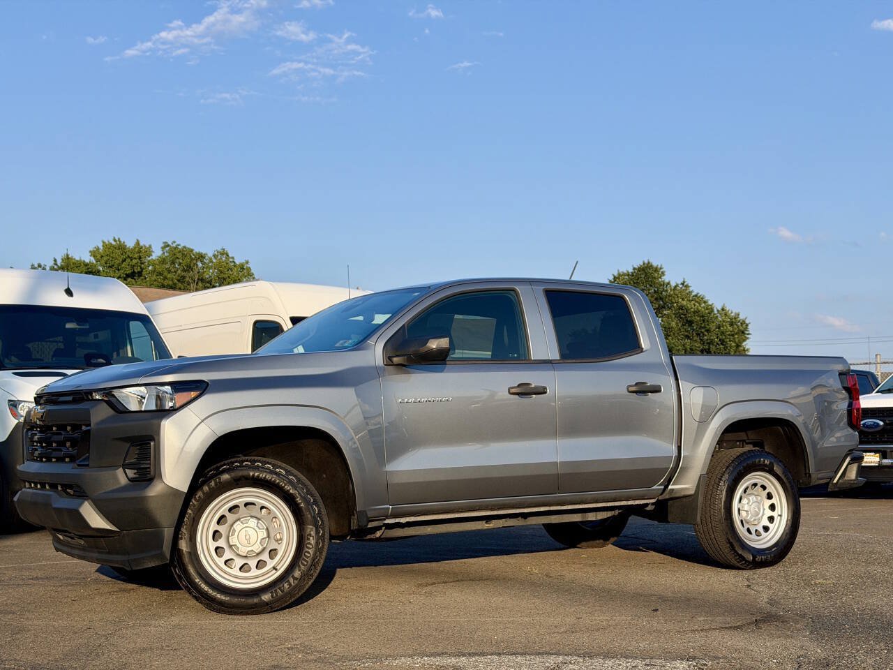 Used 2024 Chevrolet Colorado W/T