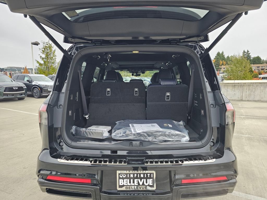 New 2026 INFINITI QX80 4WD w/ Sport Exterior Package image 16