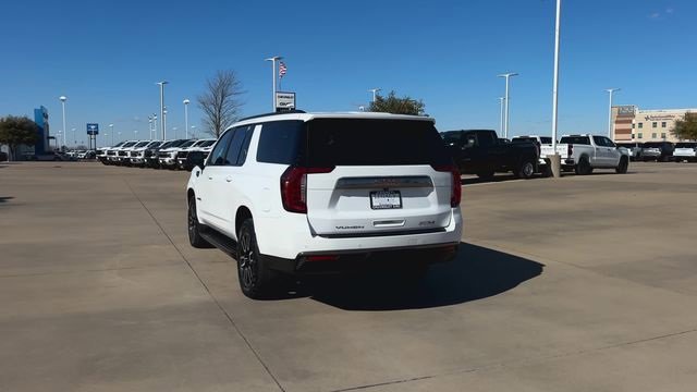 Used 2024 GMC Yukon XL AT4 w/ Technology Package image 8