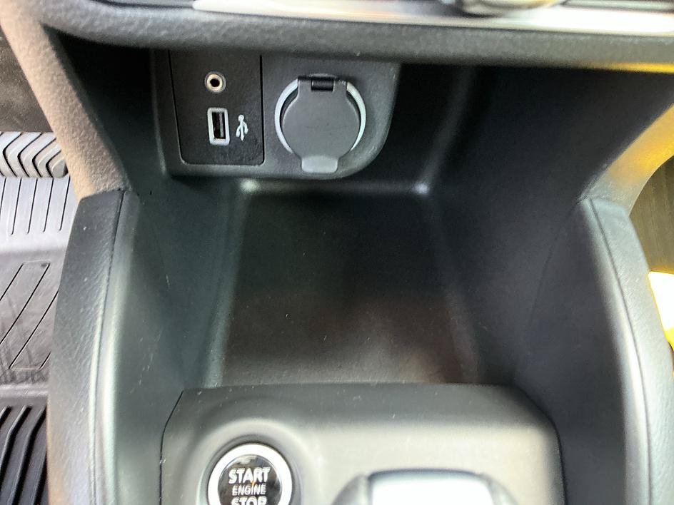Used 2025 Nissan Kicks Play S FWD image 19
