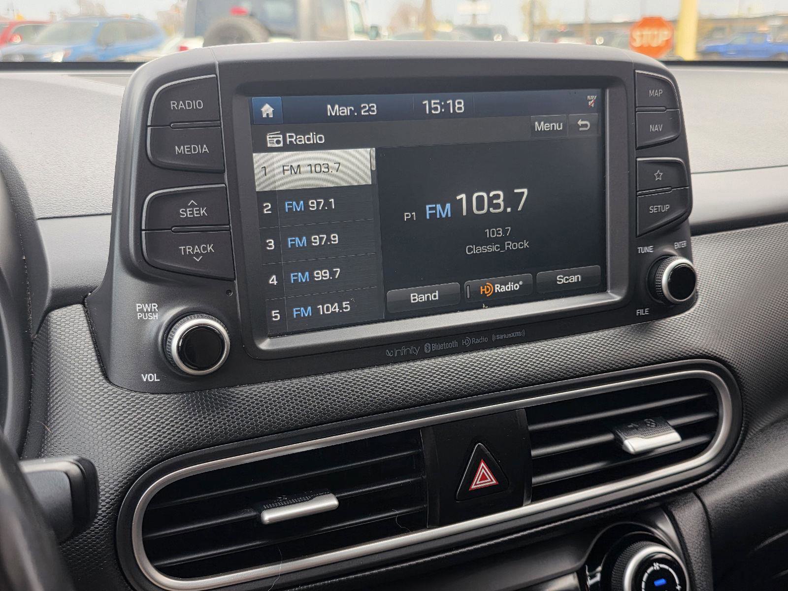 Used 2019 Hyundai Kona Ultimate FWD image 19