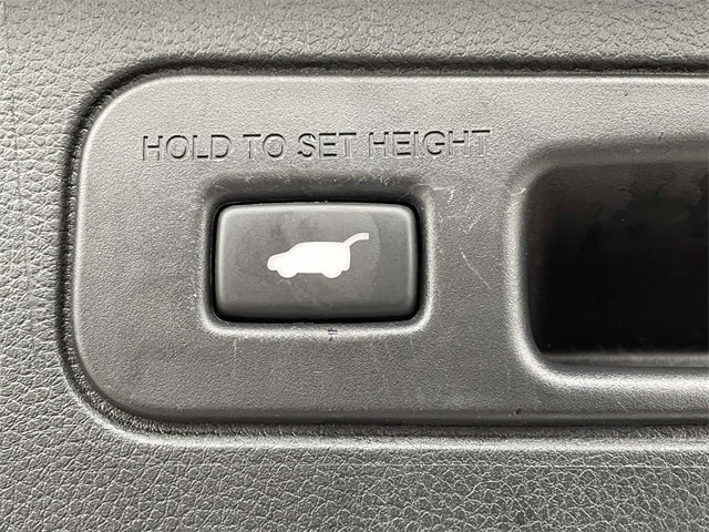 Used 2025 Honda Pilot Touring image 25