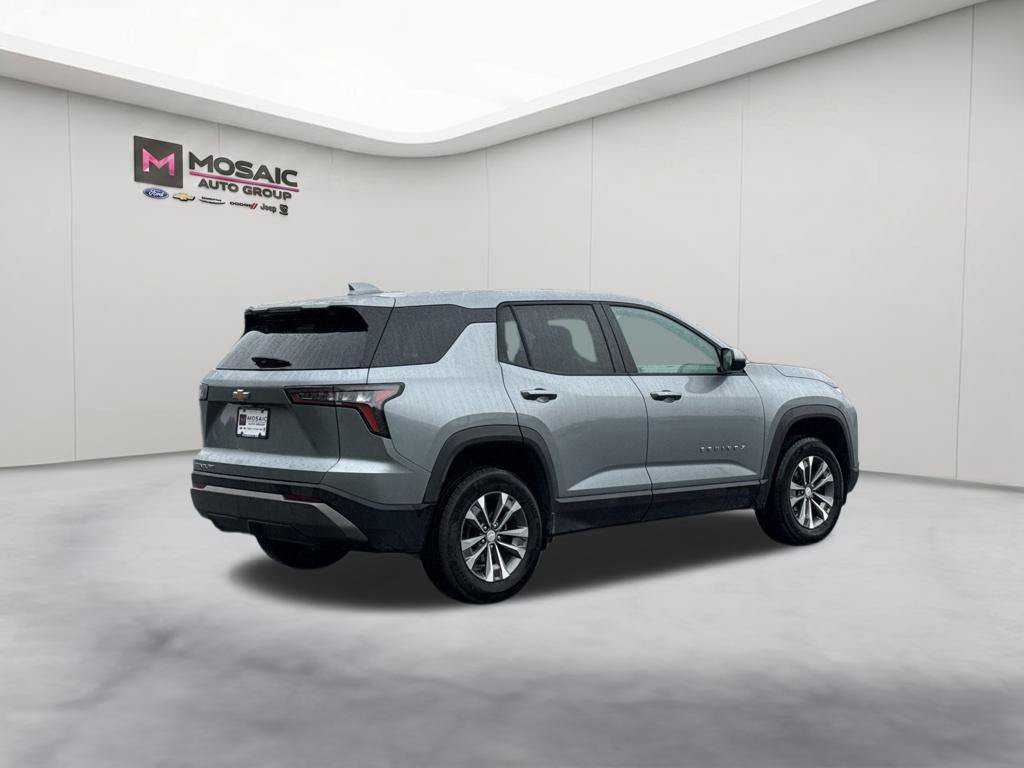 Used 2026 Chevrolet Equinox LT AWD/4WD image 7