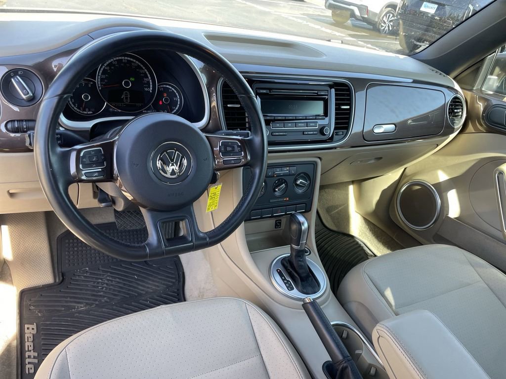 Used 2015 Volkswagen Beetle 1.8T image 8