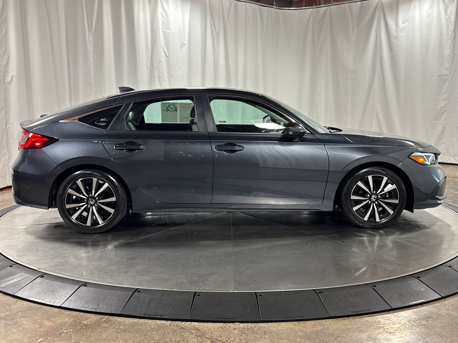 Certified 2023 Honda Civic EX-L image 9