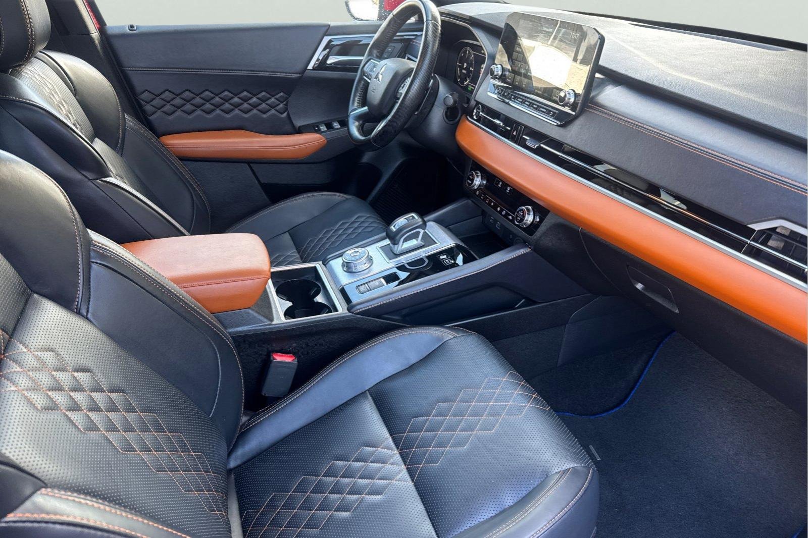 Used 2025 Mitsubishi Outlander SEL Black Edition image 20