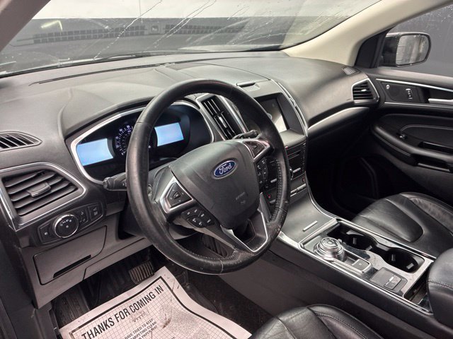 Used 2019 Ford Edge Titanium AWD/4WD image 15