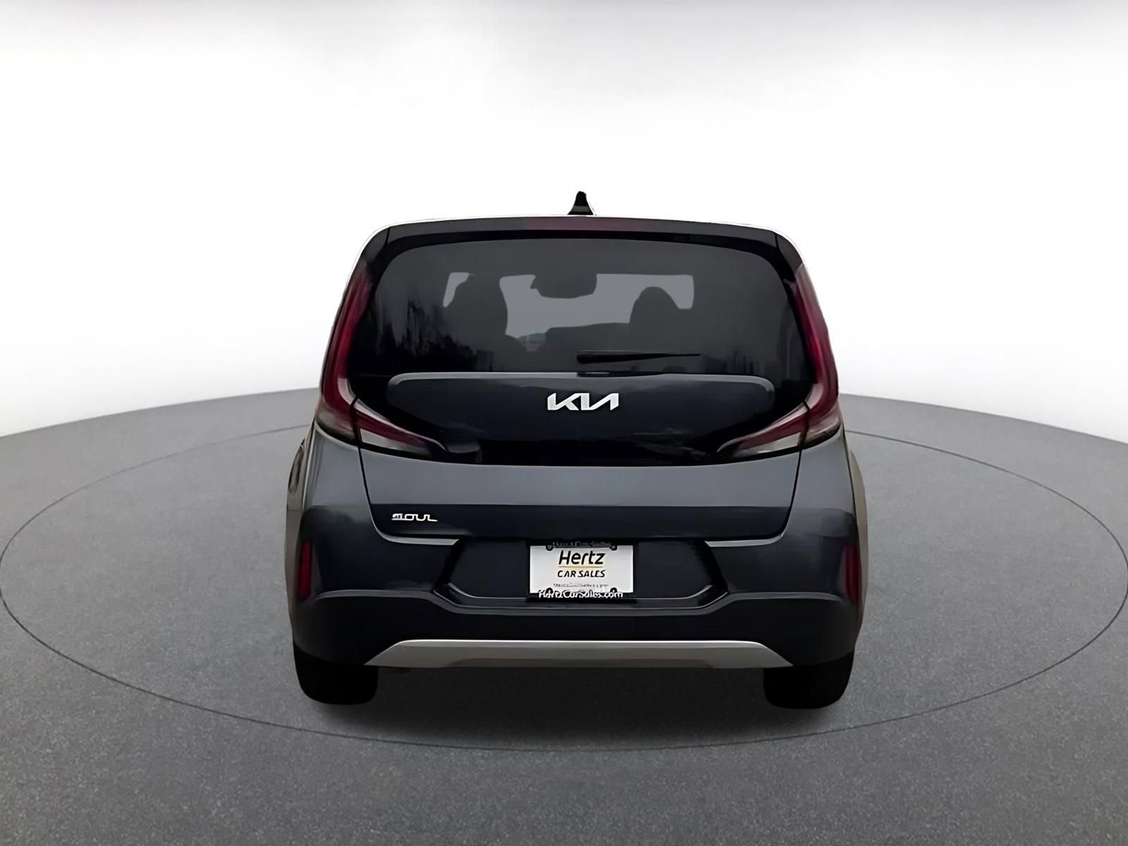 Used 2025 Kia Soul LX w/ LX Technology Package image 12