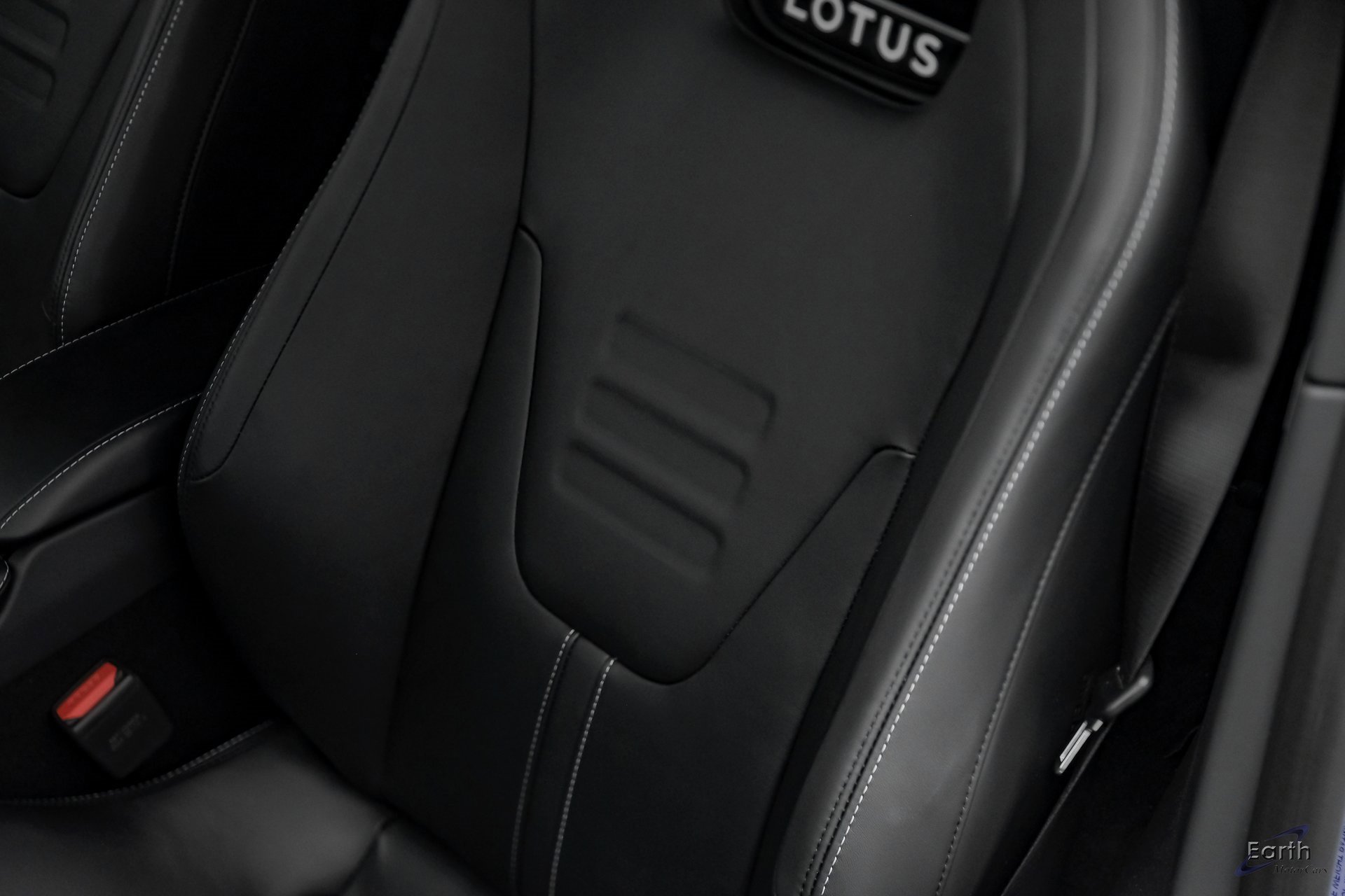 New 2025 Lotus Emira image 41