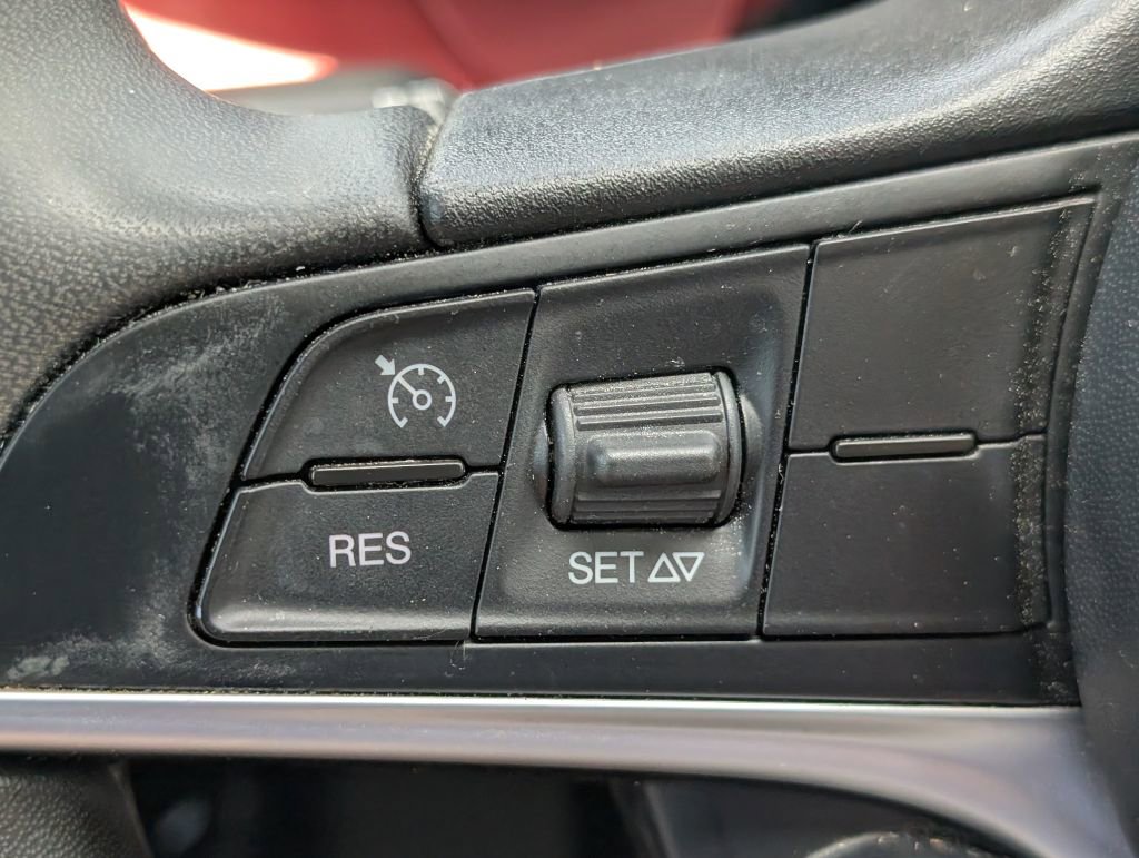 Used 2018 Alfa Romeo Giulia Ti image 12