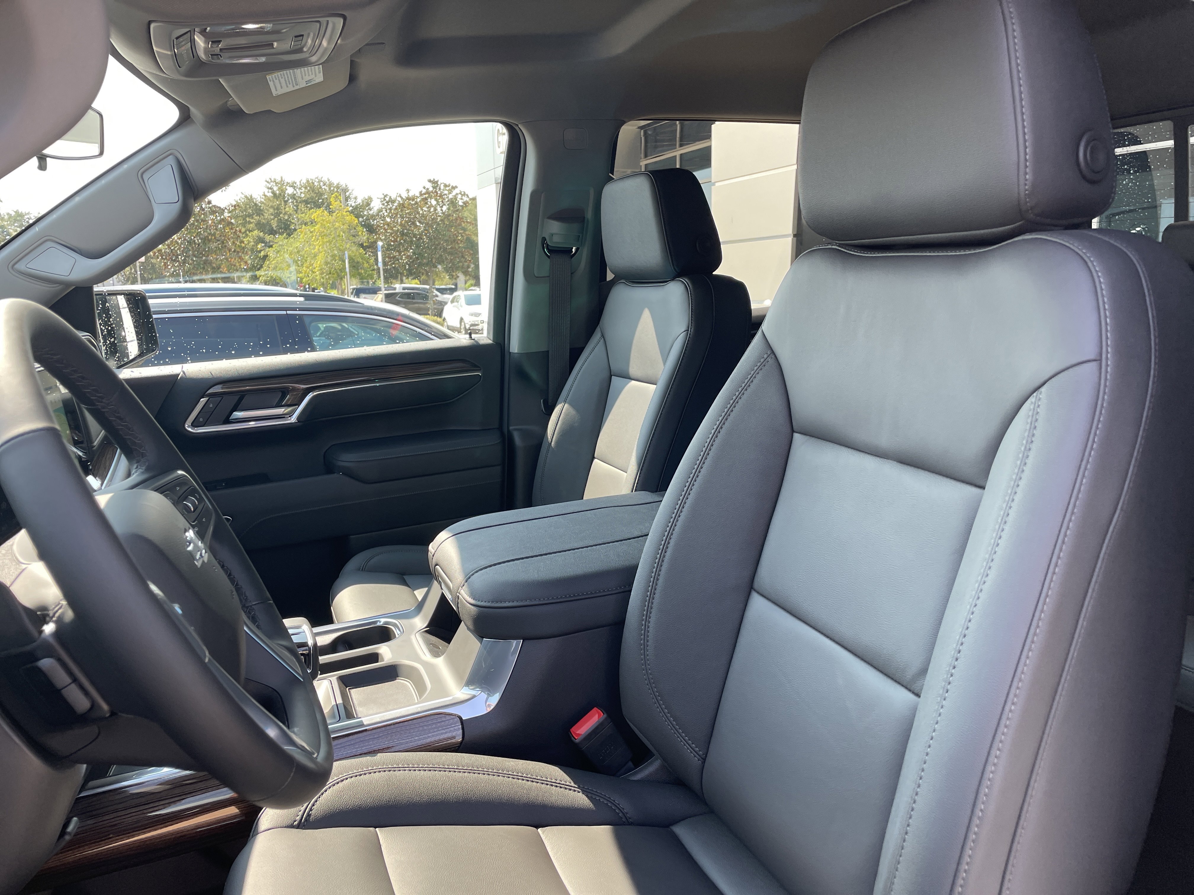 New 2026 Chevrolet Silverado 1500 LT Trail Boss w/ Safety Package image 15