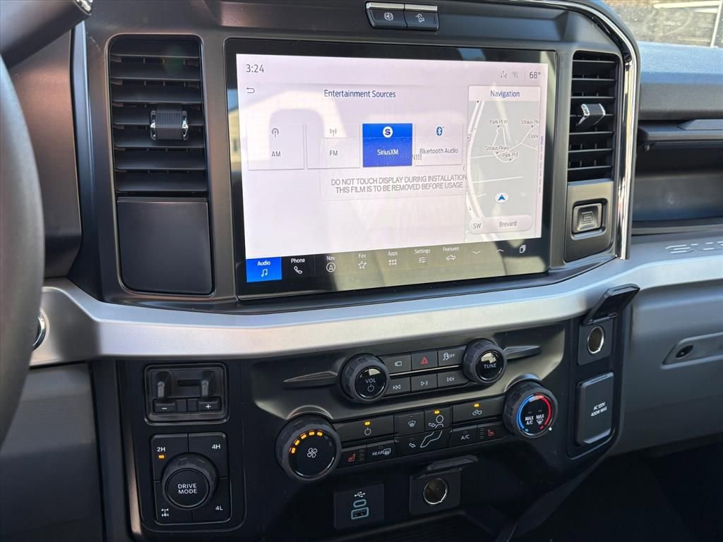 New 2026 Ford F250 XLT w/ XLT Premium Package image 10