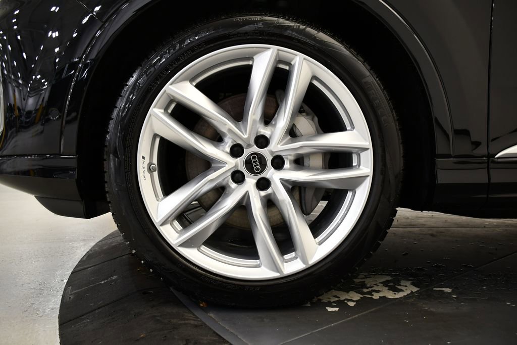 New 2025 Audi Q7 3.0T Premium Plus image 13
