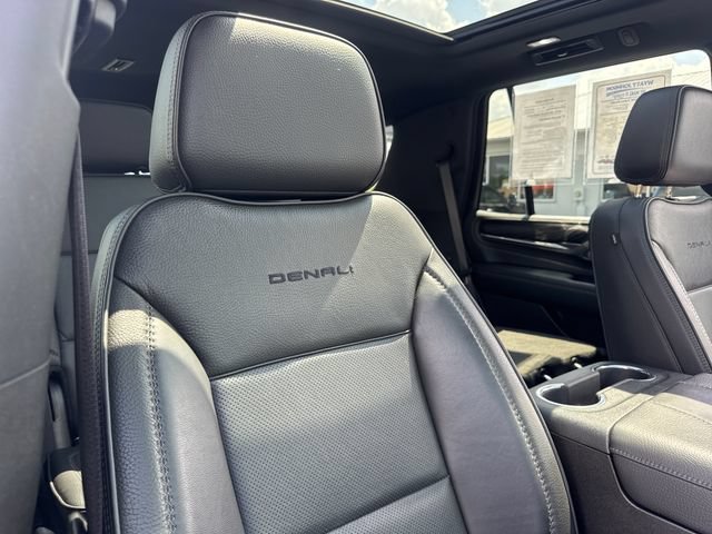 Used 2022 GMC Yukon Denali AWD/4WD image 31